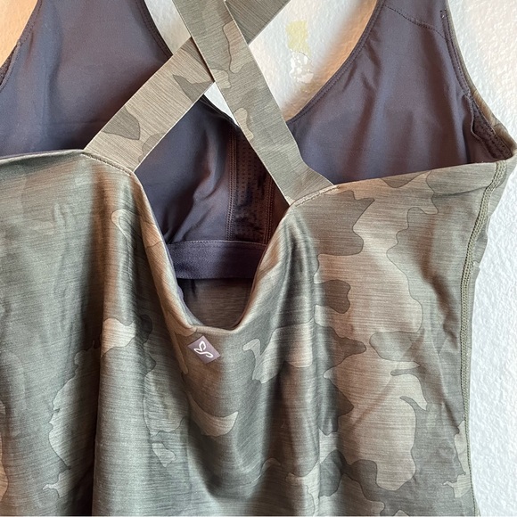 Prana Layna Bra Tank Sage Green Camo - Picture 6 of 8